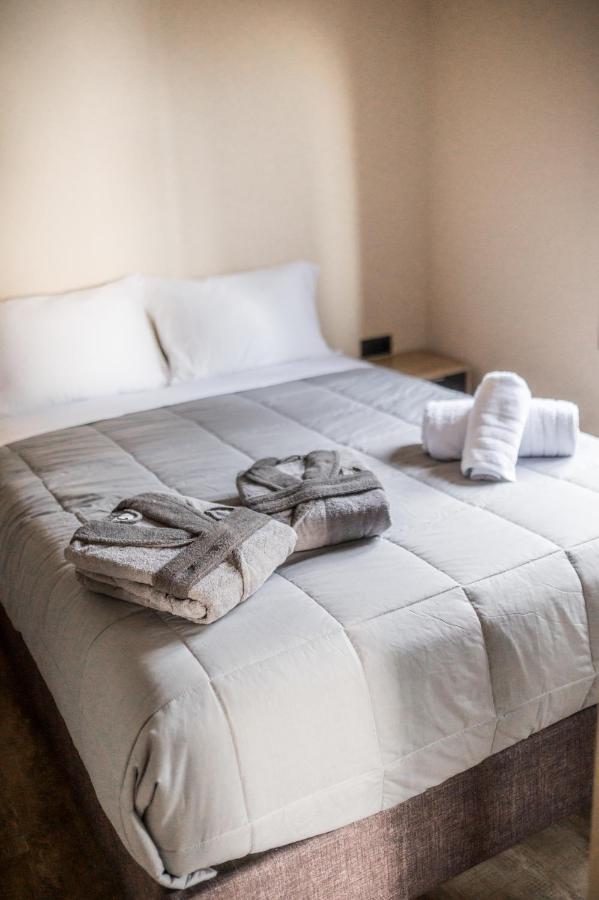 Seven Keys Luxury Suites Achilleion Экстерьер фото
