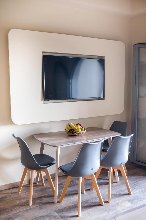 Seven Keys Luxury Suites Achilleion Экстерьер фото